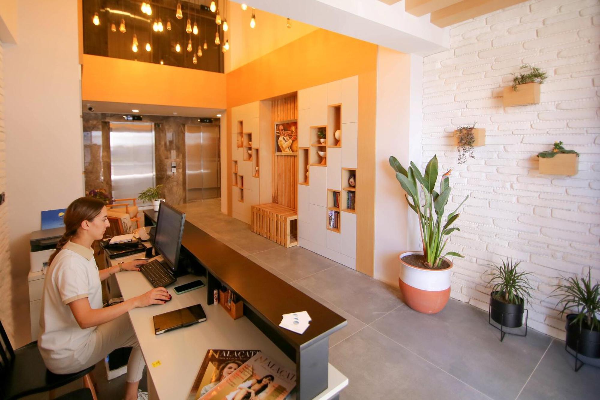 Krem Marin Otel Cesme Exterior foto