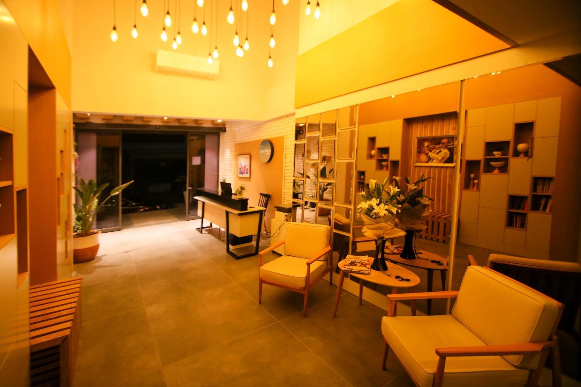 Krem Marin Otel Cesme Exterior foto